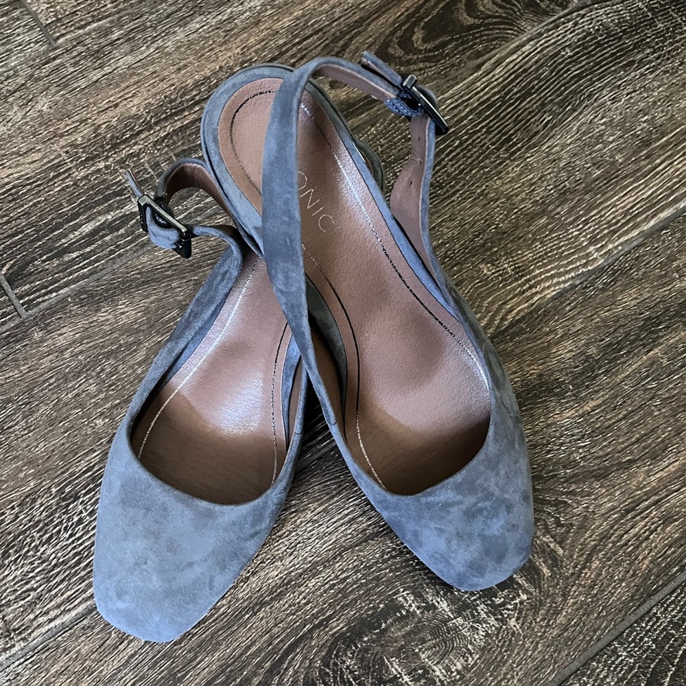 VIONIC Nareen gray suede open back block heel shoes